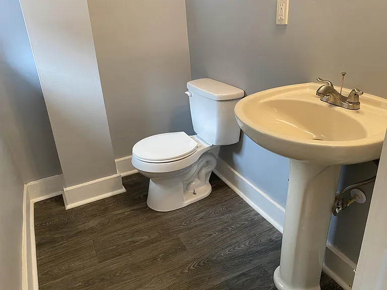 208 W Vine St #5 — Photo 9