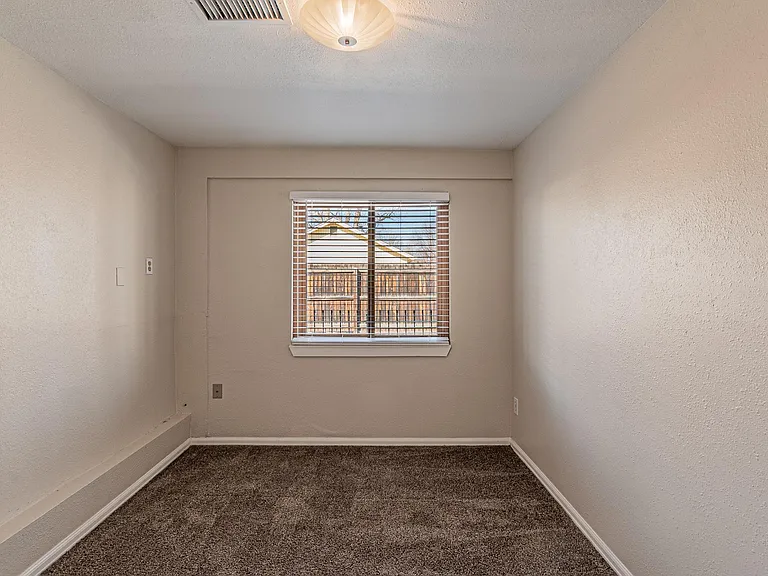 6901 Grandview Ave #B — Photo 13