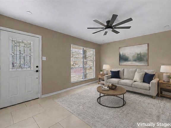 3rd image of 302 Palm Tree Dr