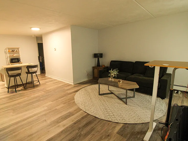125 Overland Rd #1 — Photo 9