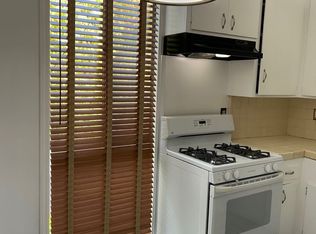 Just a Few Blocks from the Beach!, Santa Monica, CA 90404