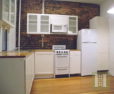 Rented by Halstead Real Estate | media 6