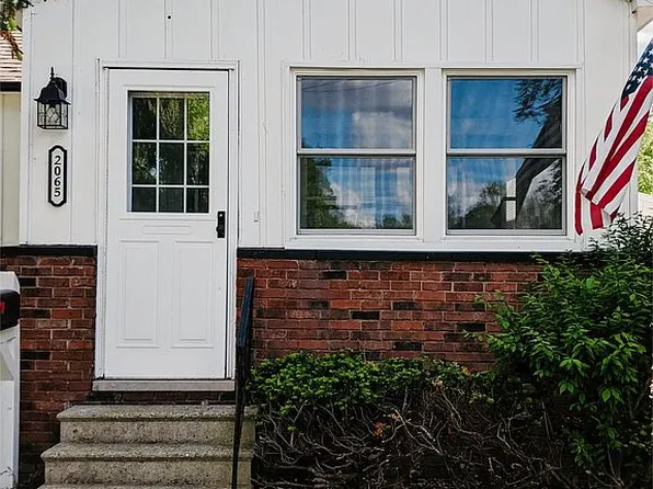 2065 E Lawrence St, Decatur, IL 62521