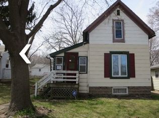 2712 Gideon Ave, Zion, IL 60099