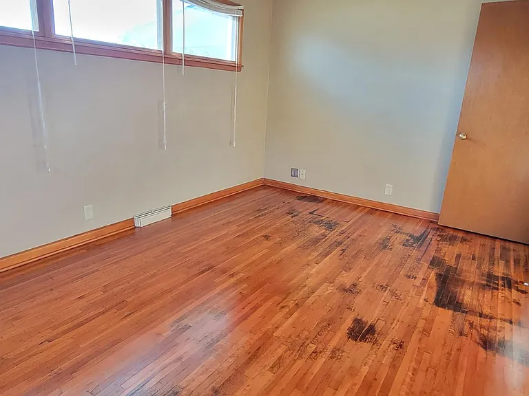 3344 S Washington Ave — Photo 8