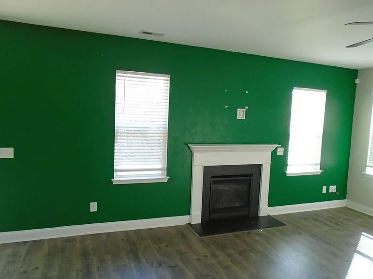 2240 Mannington Dr — Photo 10