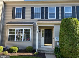 1102 Cherry Wood Ct, Phoenixville, PA 19460