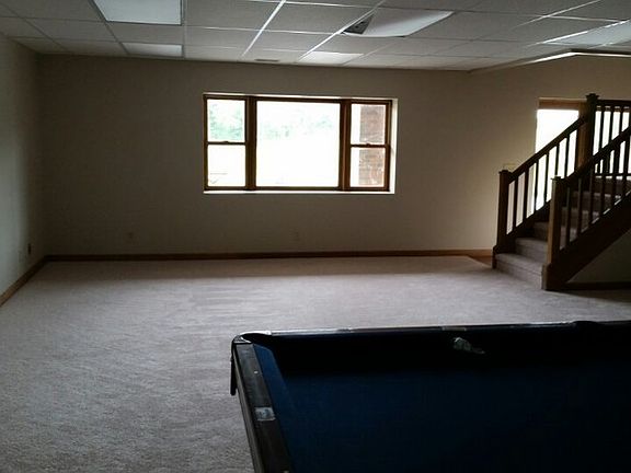 Basement : Outlook of walk-out