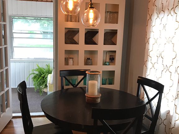5th image of 1108 Ottillia St SE
