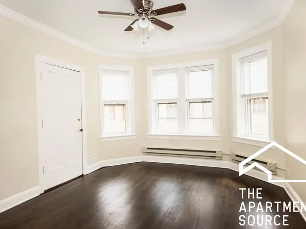3812 N Greenview Ave #2, Chicago, IL 60613