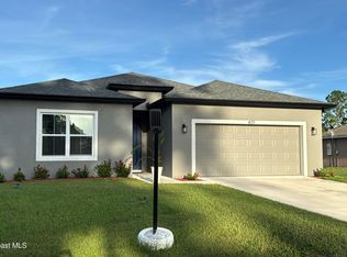 473 Tropicaire Ave SW, Palm Bay, FL 32908