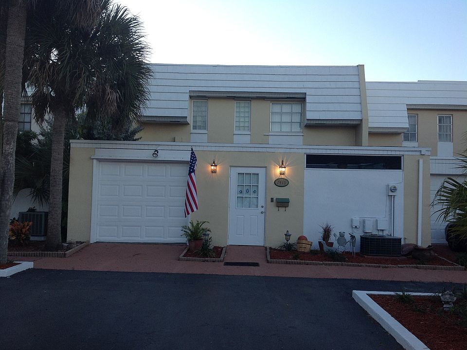 garage plus 2 parking spaces