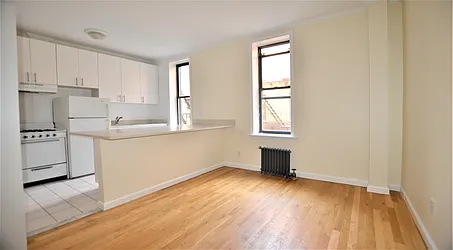 Rented by Manhattan Realty Group