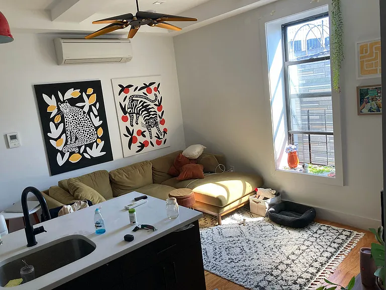 279 Kosciuszko St #404 — Photo 4