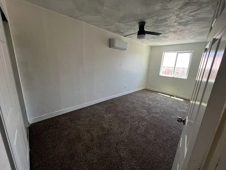 6104 Chia Ave — Photo 20