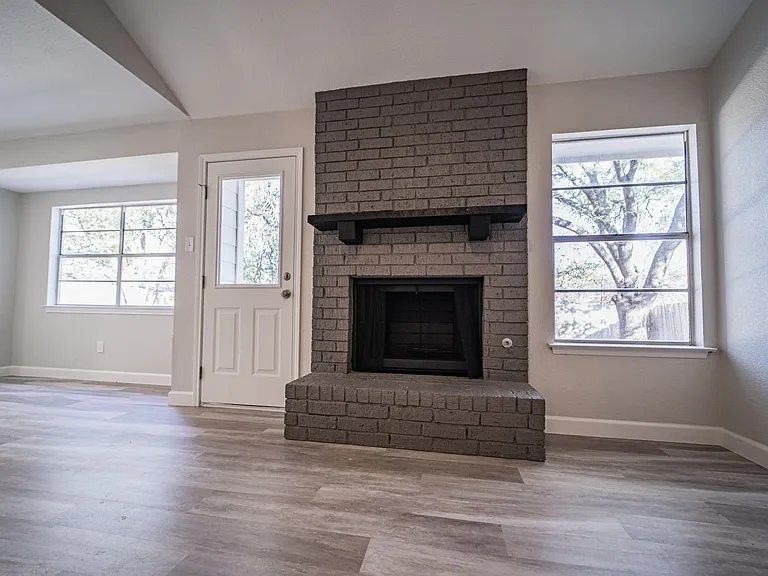5866 Cliff Path — Photo 34
