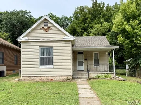 1209 Fulton Ave, Hannibal, MO 63401