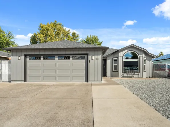 1003 Juanita Way, Central Pt, OR 97502