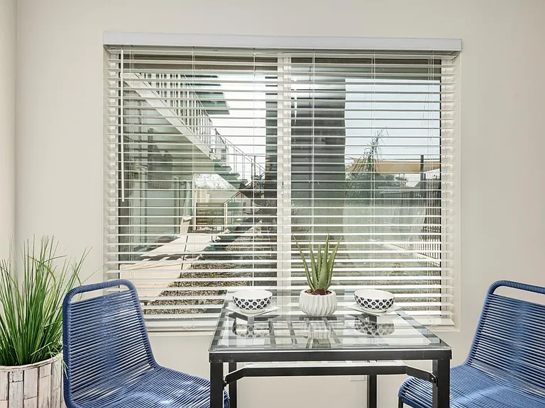 1002 N Jerrie Ave #4 — Photo 3