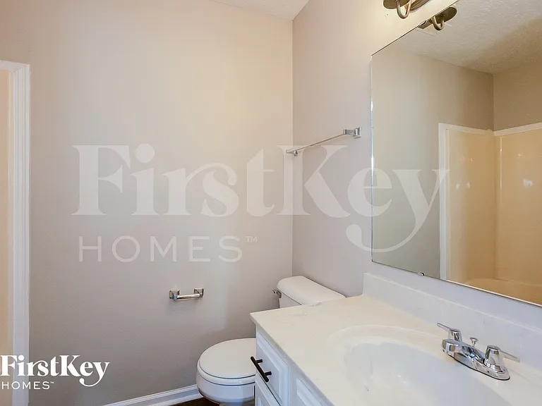 9466 Fairview Pkwy — Photo 12