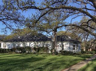 1320 Kentucky St, Graham, TX 76450