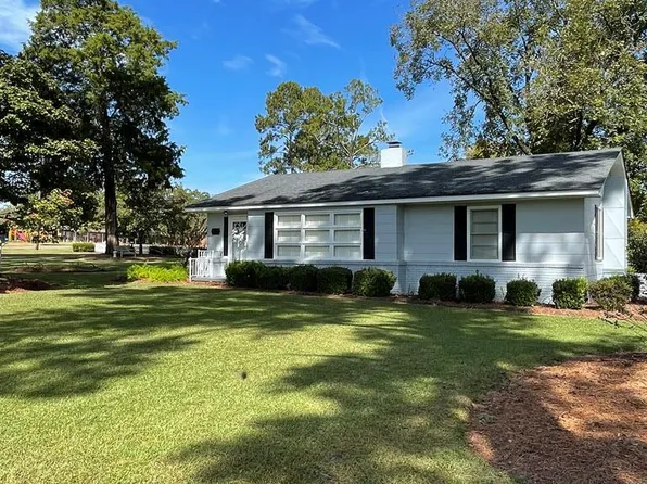 152 Lamar St, Omega, GA 31775