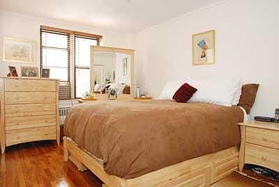 5th image of 305 W 18th St APT 5C