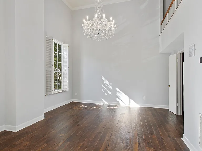 321 Abercorn St #103 — Photo 12