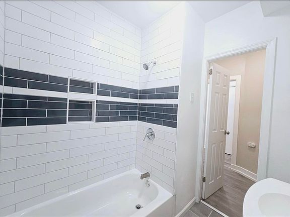 5th image of 4937 Mardel Ave Floor 1
