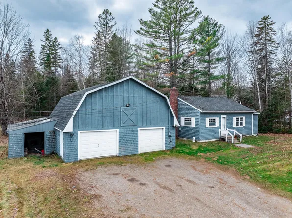 1922 Pushaw Road, Glenburn, ME 04401