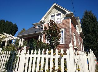 4030 39th Ave S, Seattle, WA 98118