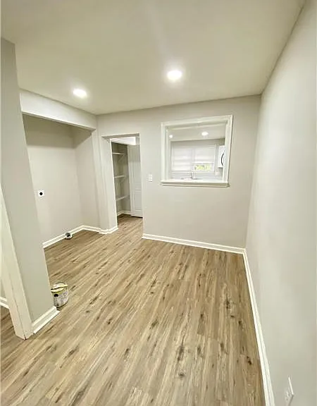 2137 Bolling St — Photo 6