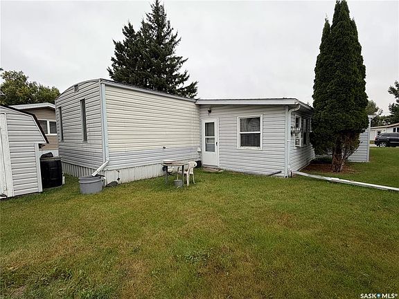 3rd image of 60 Appleton DRIVE