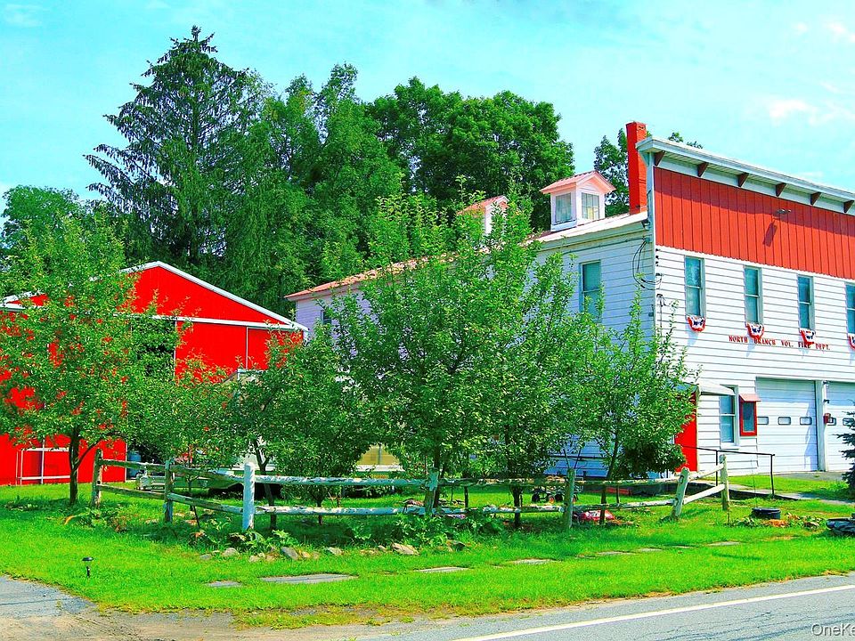 1st image of 876 N Branch Hortonville Road