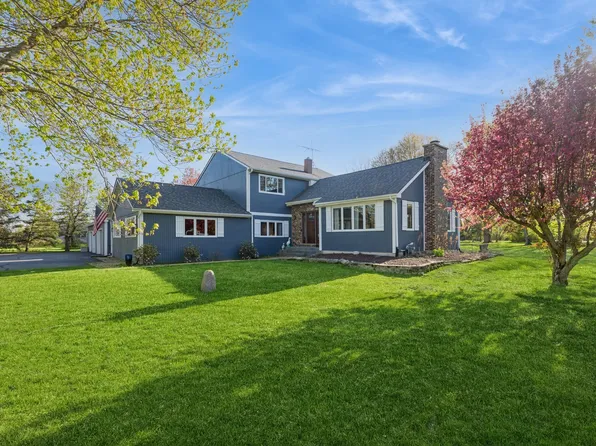 17N921 Mary Cir, Gilberts, IL 60136