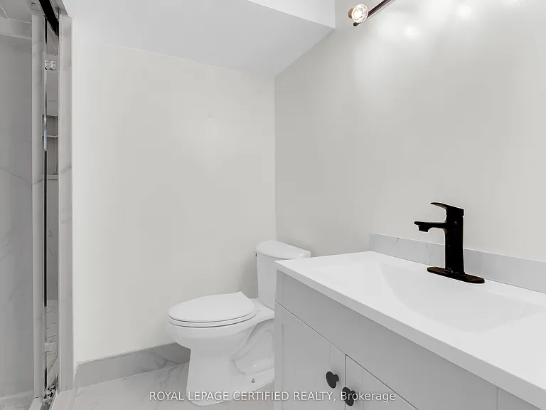 1398 Rebecca St — Photo 14