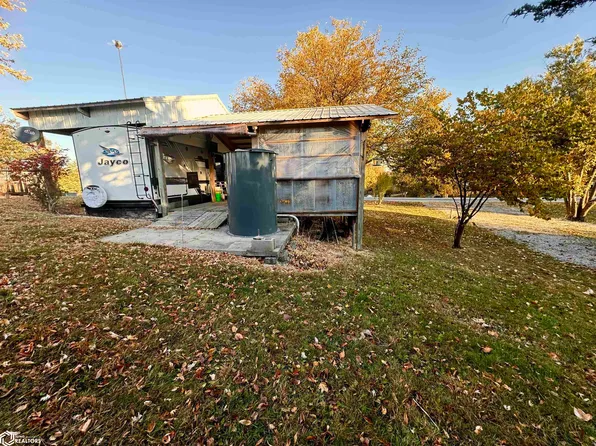 3205 Morman Trl, Ellston, IA 50074