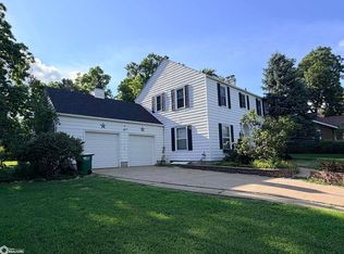 50 N Park St, Fairfield, IA 52556