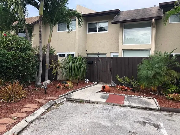 11337 SW 71st St, Miami, FL 33173