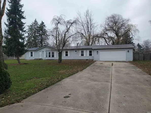 315 N Hardy St, Hudson, IN 46747