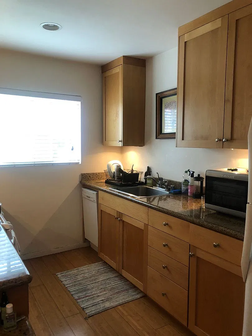 Coming Soon | North Park One Bedroom With In-Unit Laundry And Parking — Photo 4