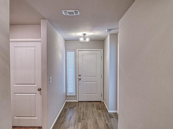 4th image of 1257 SW 159th St