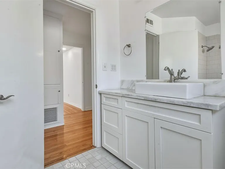 5836 Wish Ave — Photo 30