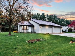 1630 Pine Ridge Ct, Elkhart, IN 46514