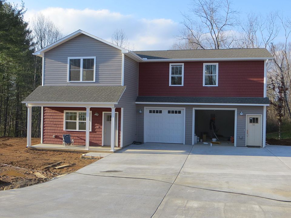 New Duplex. Garage apartment is available.