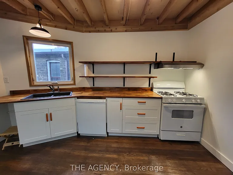 613 Delaware Ave N #UPPER — Photo 7