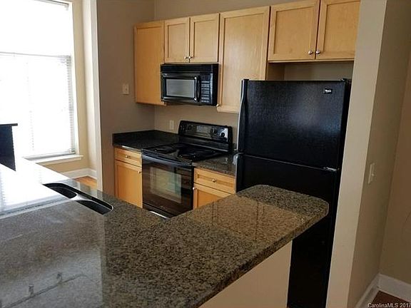 3rd image of 1315 East Blvd Unit 230