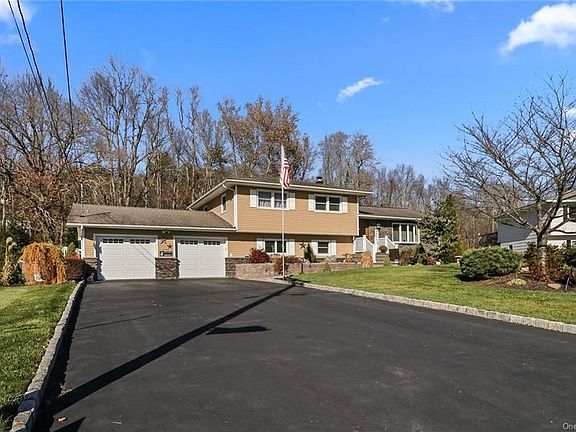 2nd image of 30 Apple Ln
