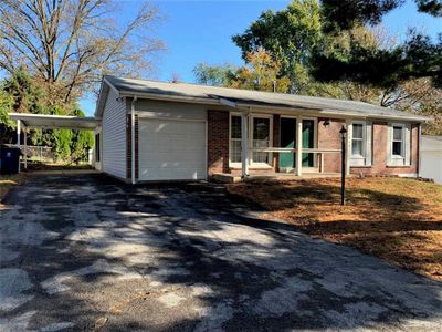11943 Kentwood Dr, Maryland Heights, MO, 63043
