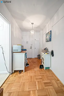 Rented by Oxford Property Group | media 13